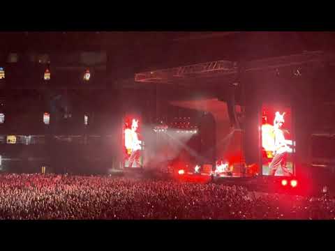 Red Hot Chili Peppers - Intro Jam + Can’t Stop (Live in Toronto - 08/22/22)