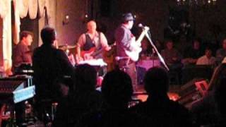 Ronnie Earl & the Broadcasters - "Aint' Nobody's Business"