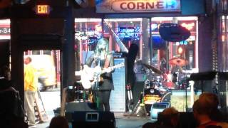 Making Memories of Us covered by: Hali Hicks