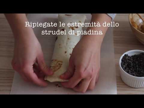 Strudel di piadina con pere e cioccolato