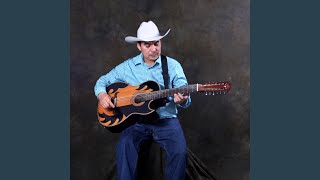 De Mi Cheque Te Quitas El Hambre Lyrics English Translation