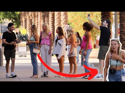 BACK TO THE FUTURE-TWIN PHOTO PRANK!