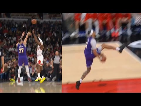 Luka Doncic tough 3 then Jaxson Hayes between the legs dunk vs Bulls 🔥