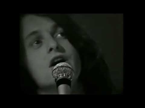 Yes Miscellany: 12/1/69 - Yes on Hits A GoGo - Looking Around & Beyond and Before