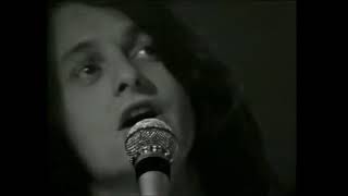 Yes Miscellany: 12/1/69 - Yes on Hits A GoGo - Looking Around &amp; Beyond and Before