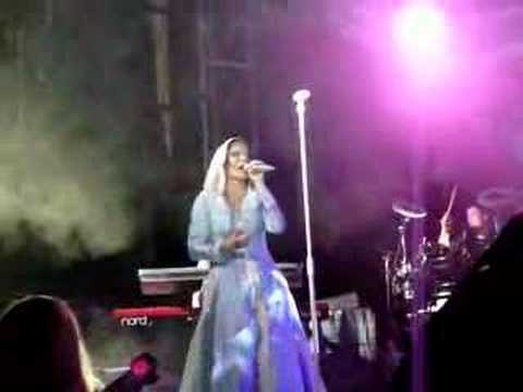 I Walk Alone [2] - Tarja Turunen in Paris [11/12/2007]