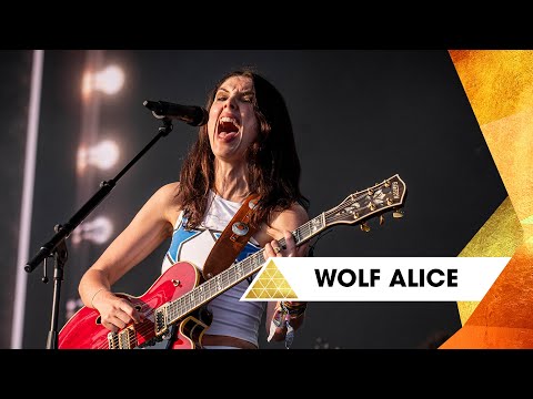 Wolf Alice - Don't Delete The Kisses (Glastonbury 2025)