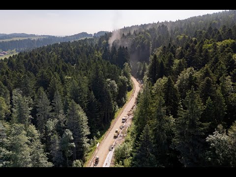 Renouvellement complet de la voie – Chemins de Fer du Jura (CJ) – Les Peux 🚧