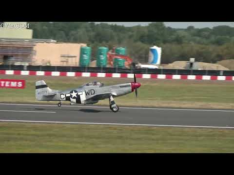 Spitfire Mk XVIE | North American P-51D Mustang | Republic P-47D Thunderbolt | RIAT 2022