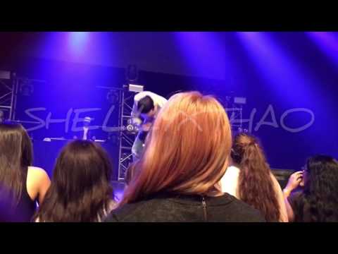 SMTM5 CHICAGO - BEWHY TALKING TO THE CROWD 2