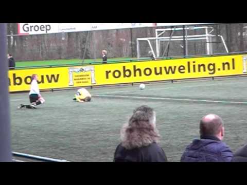 2012-01-21 Haaglandia E-top - Naaldwijk D1 (Goal Sven)