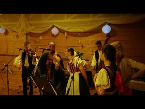 Ľudová hudba Šarišan na svadbe