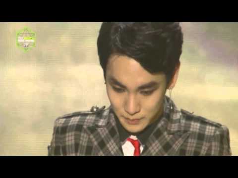 Best Artist of The Year Award - SHINee @ 2013 Melon Music Awards