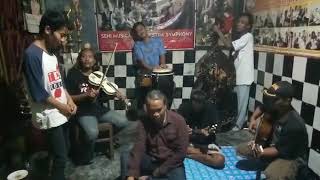 Download lagu Sugeng dalu cover pengamen jombang mp3 Download lagu Sugeng dalu cover pengamen jombang mp3