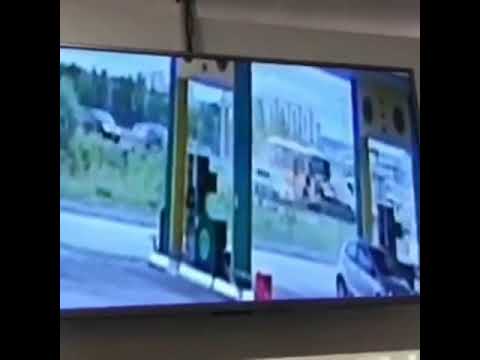 Появилось видео ДТП, устроенное пьяным автобусником