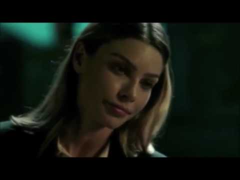 Lucifer 1x01 Lucifer and Chloe Meet