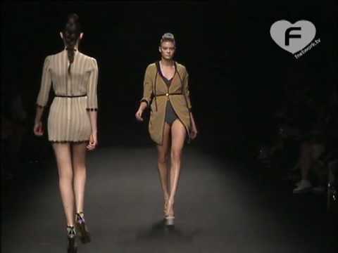 Marco de Vincenzo - MIFW Spring_Summer 2010 - Fashion Network.mp4