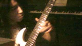 Bad Horsie&#39;s Why Don&#39;t We Try Again solo [Brian May]