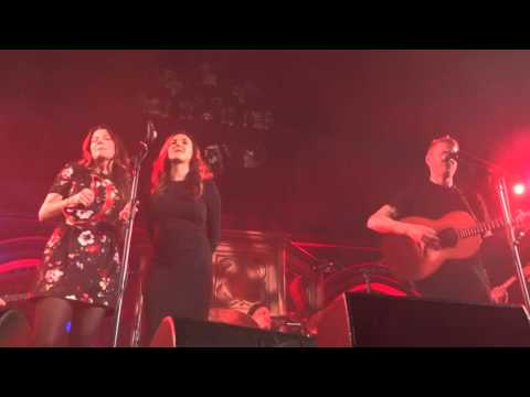 Teddy Thompson, Kelly Jones and Sunny Ozell - In My Arms - Union Chapel - May 7th 2016