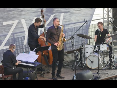Tomasz Wendt Quartet feat.  Dominik Wania