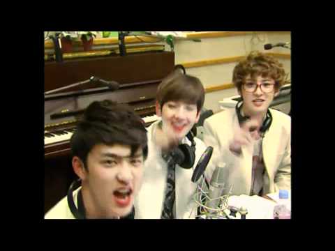 120507 EXO-K Playing with Camera @ Sukira Kiss the Radio