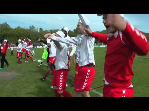 vv Hellevoetsluis kampioen 3e klasse, seizoen 2014-2015