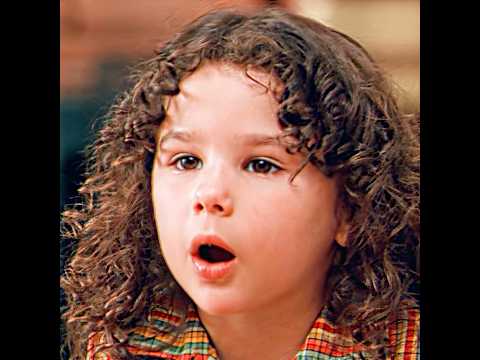 Paulie (1998) | The sweetest moment: A little girl learns to speak with Paulie.🐦💛 #edit