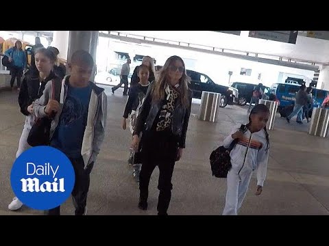 download lagu mp3 mp4 Heidi Klum Daughter Daily Mail, download lagu Heidi Klum Daughter Daily Mail gratis, unduh video klip Heidi Klum Daughter Daily Mail