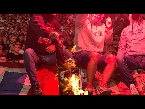 Београд, Србија, слово Б се шири, Гробари знају зашто Бригадири!