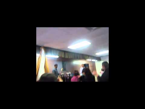 JULIO MARTINEZ EN ADORACION