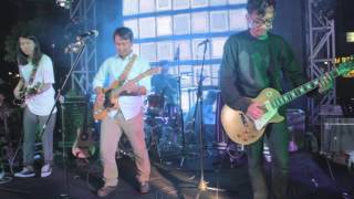 Download lagu [LIVE] 2015.11.21 Efek Rumah Kaca - Laki-laki Pemalu mp3