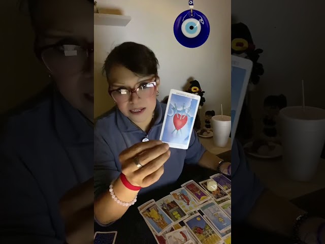 Vídeo relacionado con GORGECRAFT Soporte de Madera para Cartas de Tarot de 9.5x3.4x0.6 Pulgada, Soporte para Velas, Patrón de Sol de Fase Lunar, Soporte de Exhibición de Altar Grueso En Forma de Rectángulo Tallado