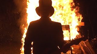 Alenz Frenz - Johnny Come Lately (Official Video)