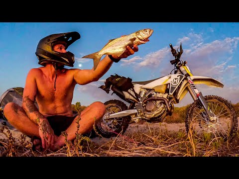 SOLO CAMPING NO FOOD | Remote Australia On a Motorbike