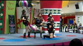 preview picture of video 'Malaysian Street Dance Gala 2009 - Semi Finals (29 Nov 09)'