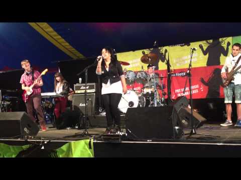 Love Luton Levi Roots Stage Clara Byrne