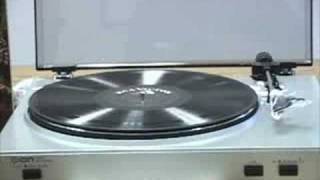 Video thumbnail for Ion Audio USB Turntable  - Geeks.com Product Review by GeeksTV