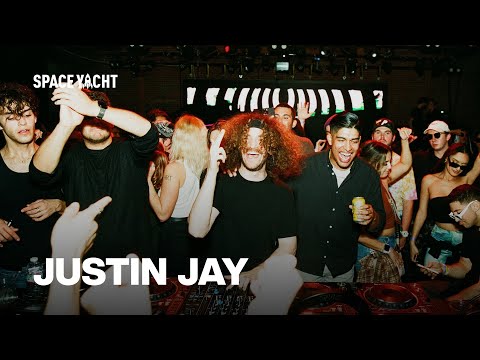 Justin Jay | Space Yacht 360