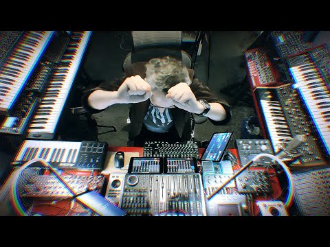 My first SYNTH JAM (using ALL my synths AT ONCE!)