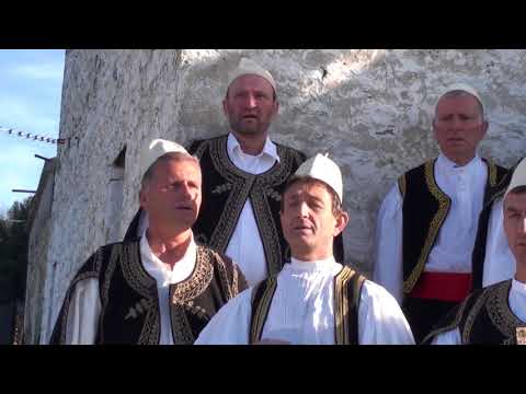 Grupi Polifonik Ali Asllani  - "Te bajamja në avlli"