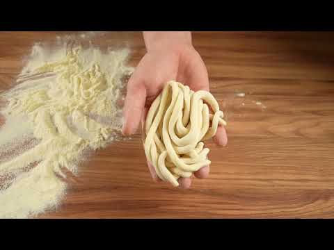 Pasta Masterclass - How to make Pici by Mateo Zielonka