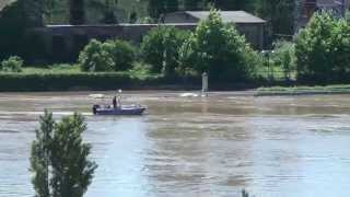 preview picture of video 'Elbe - Hochwasser 2013 Pirna'