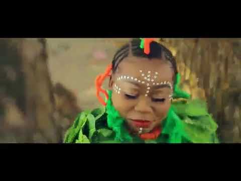 Diane Amédee Dhemez - DOUMA AKOU