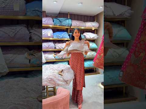 Neetu ko mila Kiara Advani ka Lehanga🫨👗 #neetubisht #comedy #trending #lakhneet #shorts