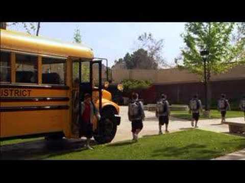 Weeds Intro - Season 2 Episode 9 - Tim DeLaughter