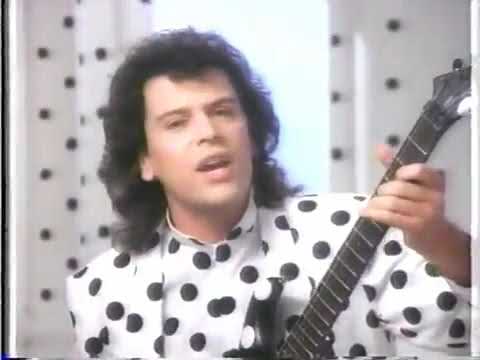 Yes Interviews: 7/29/89 - Toronto - Trevor Rabin interviewed on Much Music