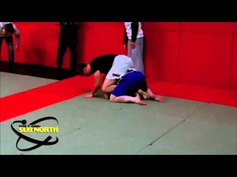 4) u80kgs Novice - Louis Martin (The Labs) vs. Scott Sneddon (Stealth BJJ)