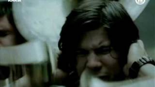 Ed Harcourt - She Fell Into My Arms