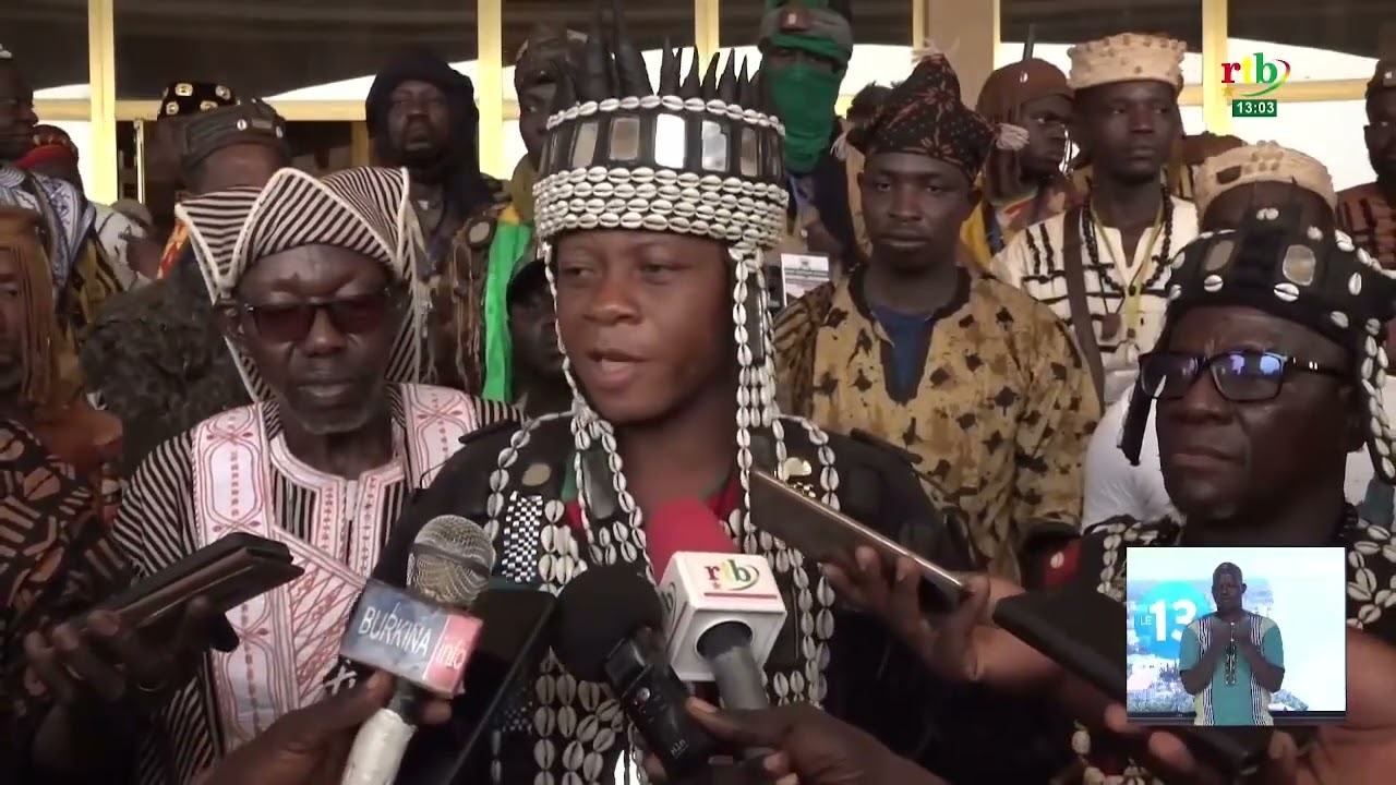 48 H de réflexion du regroupement national des Dozos du Burkina