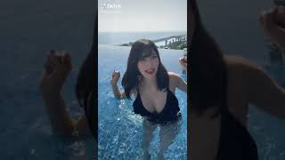 巨乳なだけじゃなく、舐めテクをお持ちです